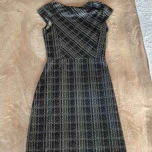 Fitted banana republic work dress. Size 0